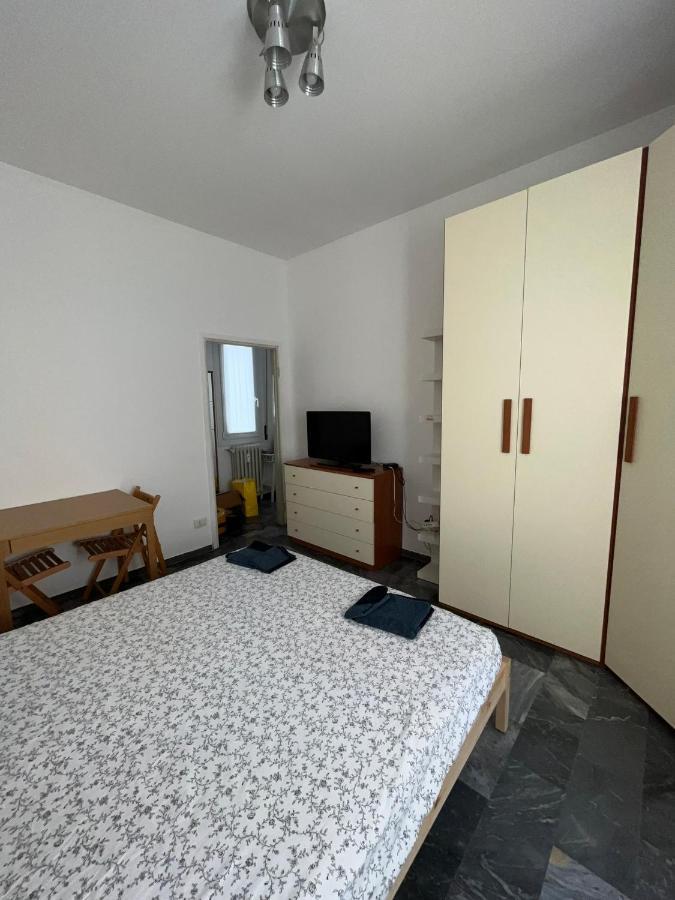 Bilocale Roggia Scagna 7 Apartment Milan Exterior photo